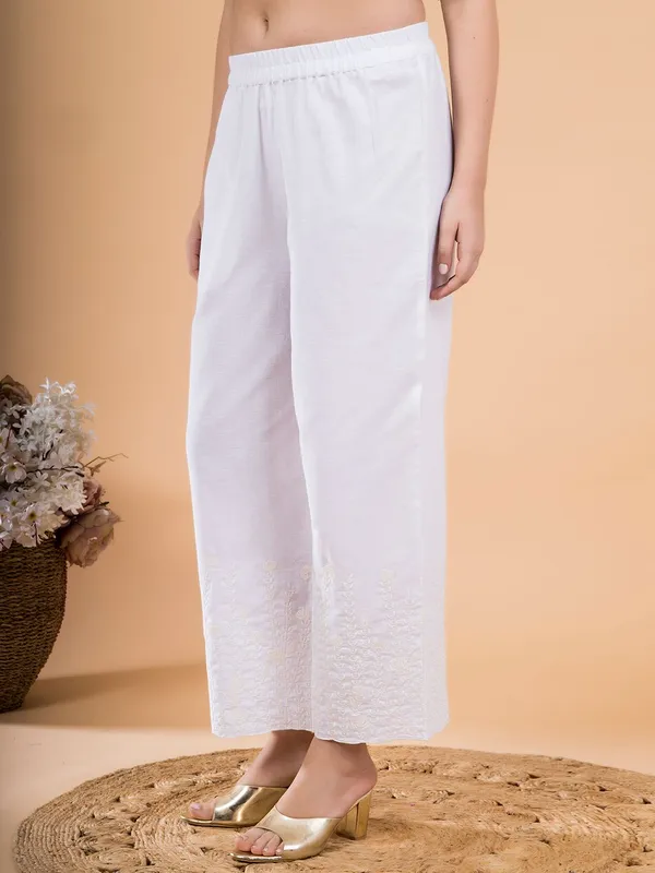 White_Flora_Crest_Embroidered_Hem_Palazzo