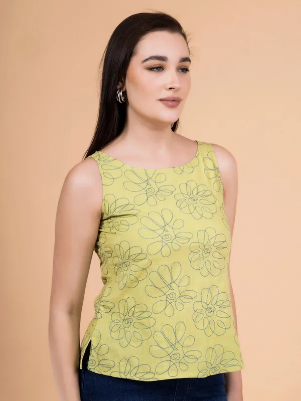 Lime_Green_Daisy_Doodle_Embroidered_Top