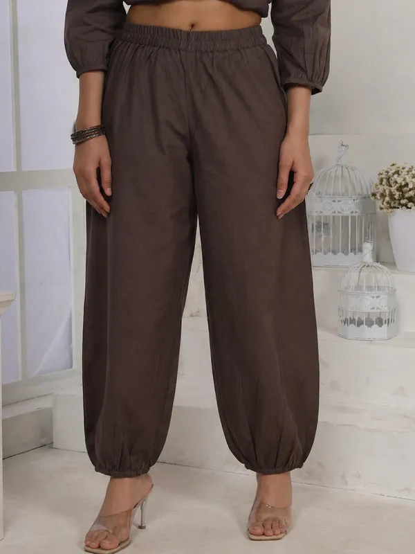 Brown_Cotton_Linen_Piping_Hem_Palazzo_with_Pocket