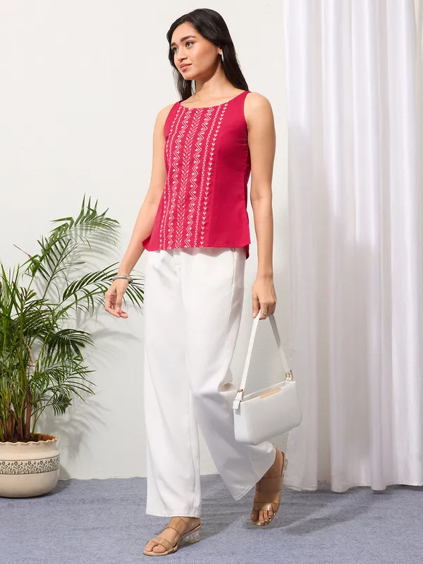 Berry_Red_Cotton_Linen_Embroidered_Top