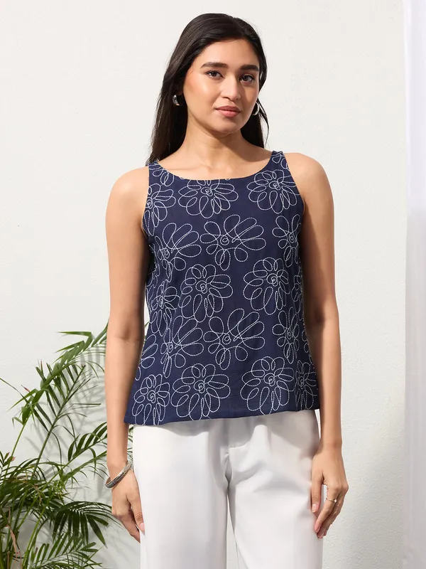 Deep_Indigo_Daisy_Doodle_Embroidered_Top