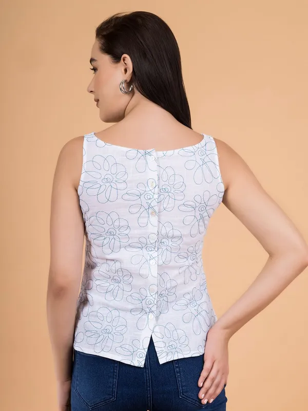 Snow_White_Daisy_Doodle_Embroidered_Top