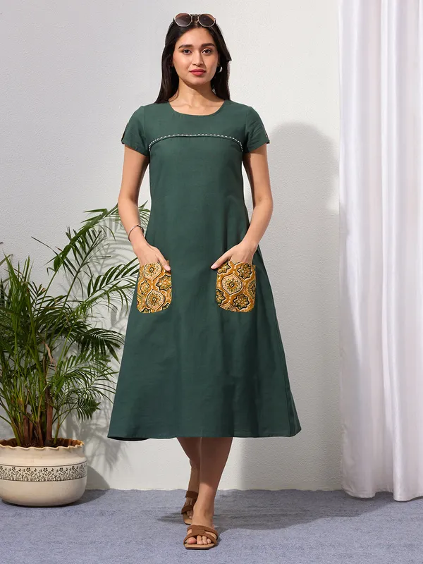 Pine_Green_Cotton_Linen_Dress_with_Ajrakh_Printed_Pockets