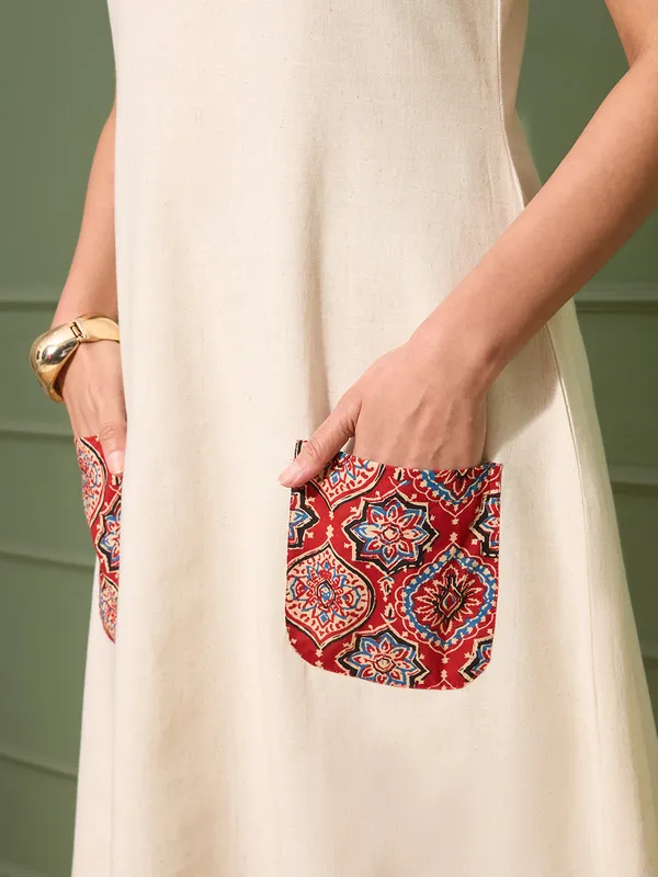 Natural_Cotton_Linen_Dress_with_Ajrakh_Printed_Pockets