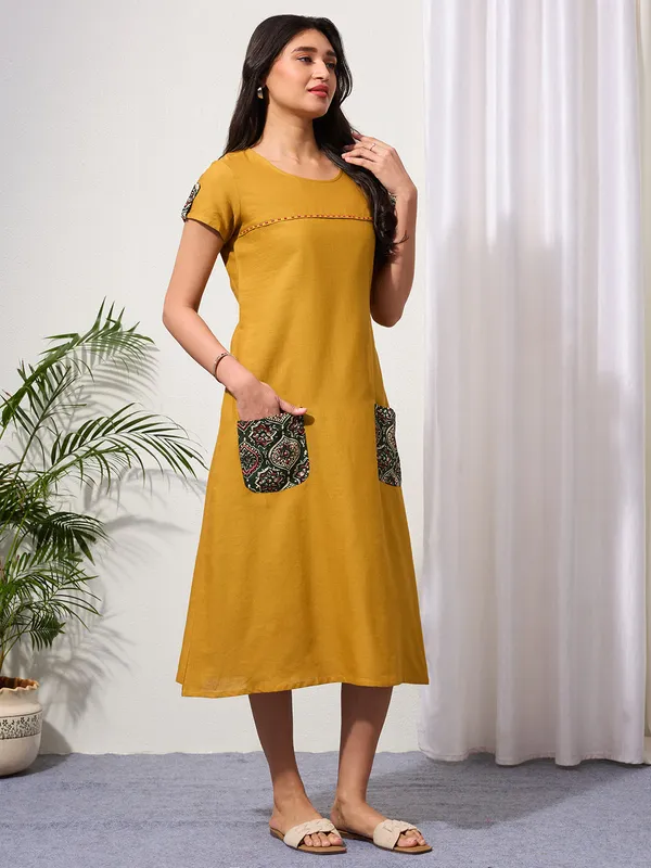 Warm_Mustard_Cotton_Linen_Dress_with_Ajrakh_Printed_Pockets