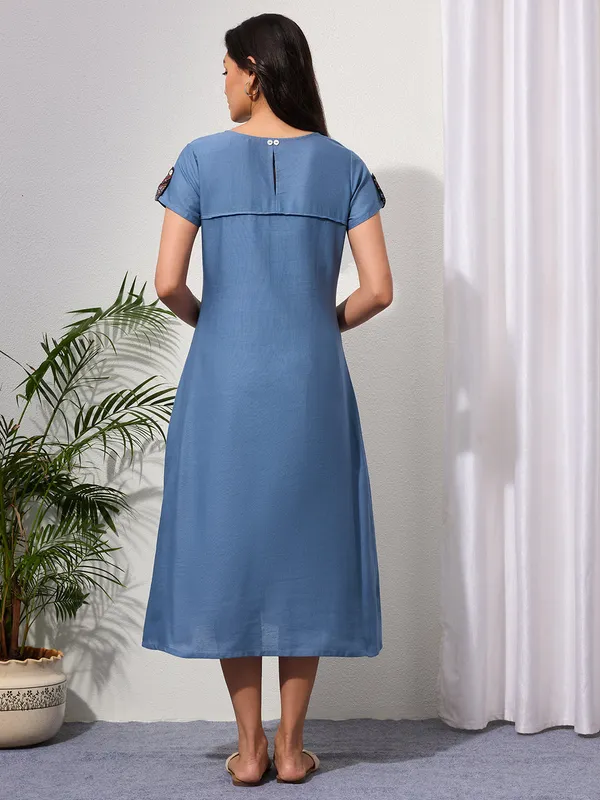 Dusty_Blue_Cotton_Linen_Dress_with_Ajrakh_Printed_Pockets