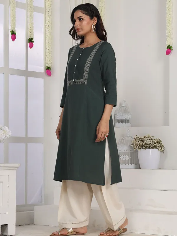 Royal_Green_Embroidered_Straight_Fit_Kurta