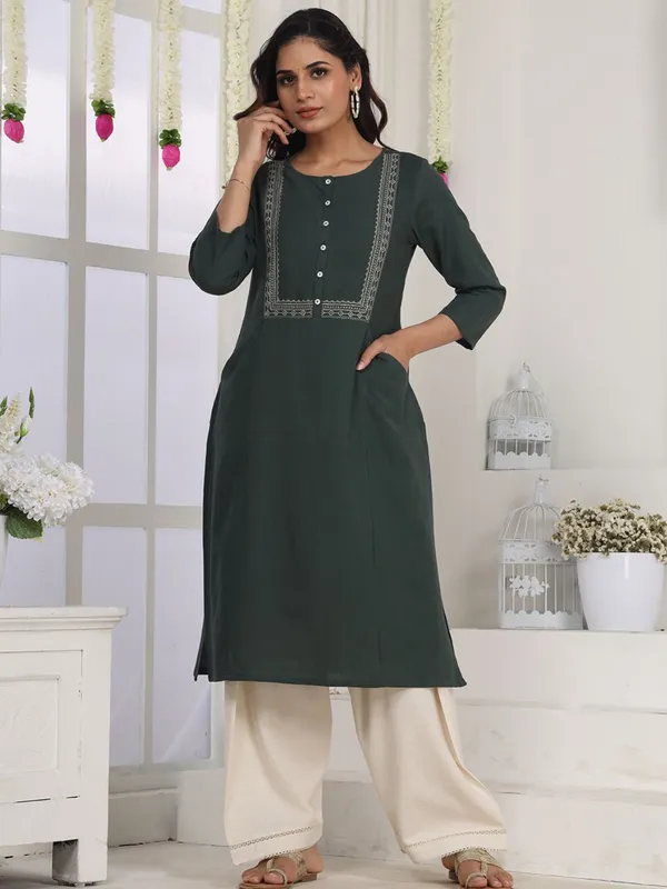 Royal_Green_Embroidered_Straight_Fit_Kurta