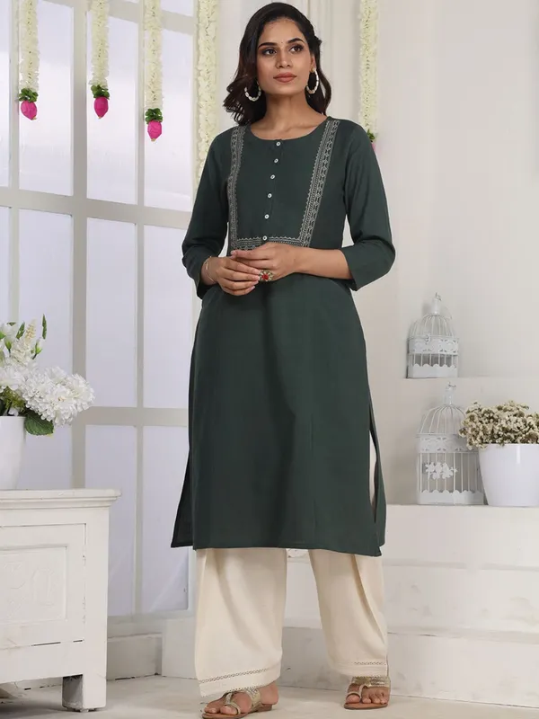 Royal_Green_Embroidered_Straight_Fit_Kurta