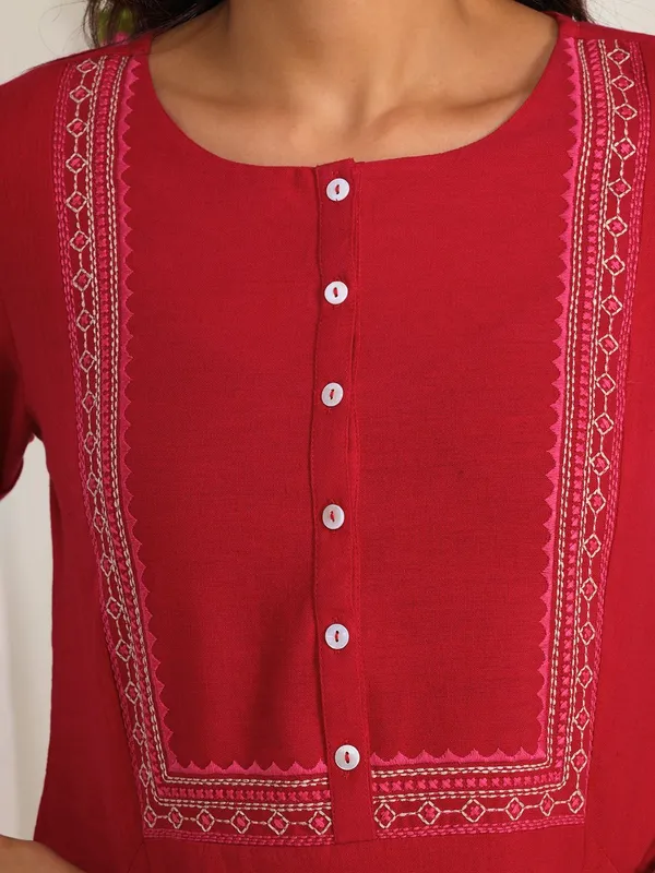 Fuschia_Pink_Embroidered_Straight_Fit_Kurta