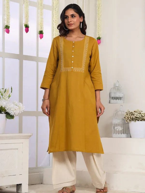 Caramel_Mustard_Embroidered_Straight_Fit_Kurta