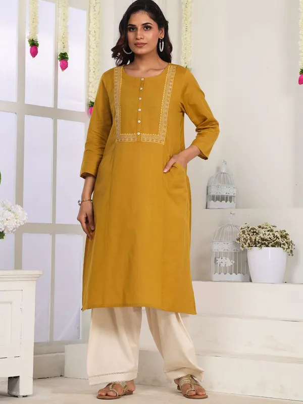 Caramel_Mustard_Embroidered_Straight_Fit_Kurta