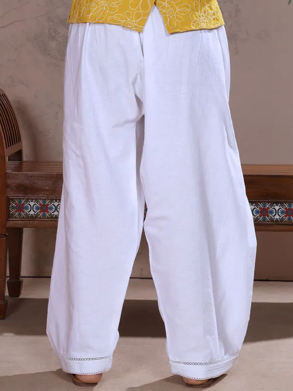 White_Farshi_Salwar_with_Elasticated_Waist_&_Lace_Detail