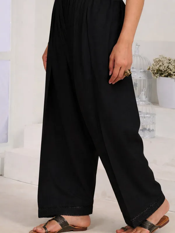 Black_Farshi_Salwar_with_Elasticated_Waist_&_Lace_Detail