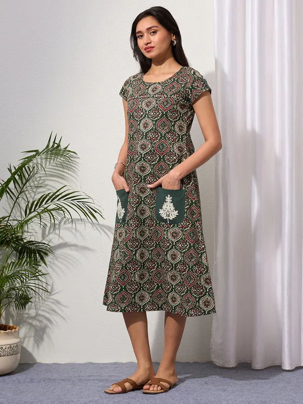 Clover_Green_Ethnic_Motifs_Midi_Dress_with_Embroidered_Patch_Pockets_&_Shoulder_Tabs