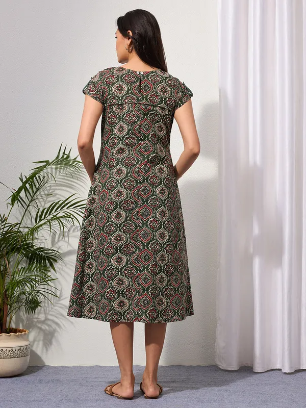 Clover_Green_Ethnic_Motifs_Midi_Dress_with_Embroidered_Patch_Pockets_&_Shoulder_Tabs