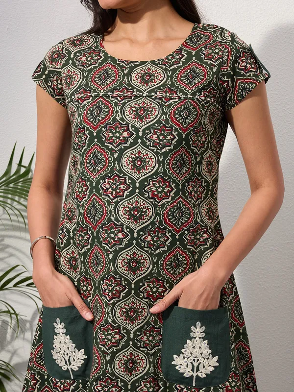 Clover_Green_Ethnic_Motifs_Midi_Dress_with_Embroidered_Patch_Pockets_&_Shoulder_Tabs