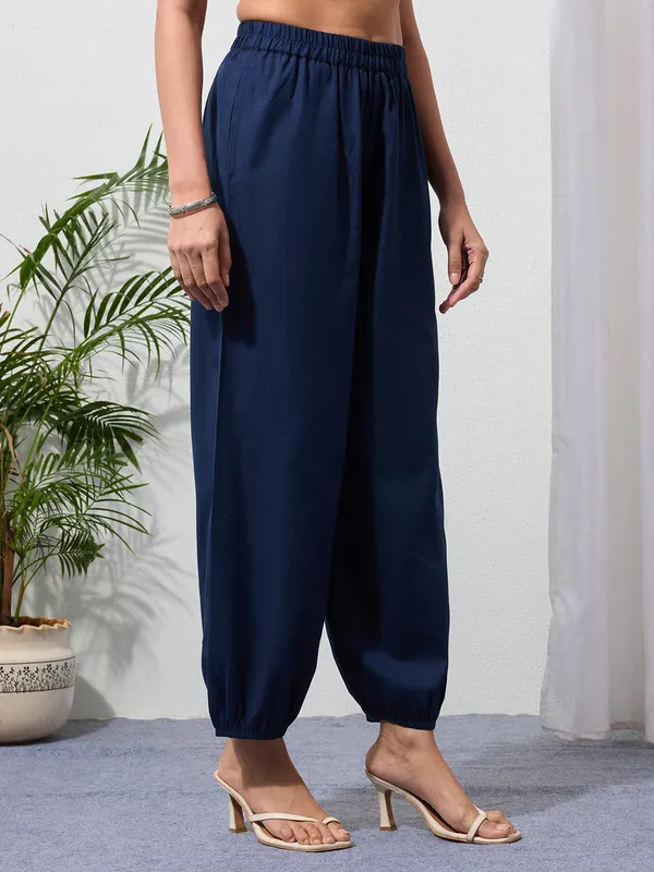 Navy_Blue_Cotton_Linen_Piping_Hem_Palazzo_with_Pocket