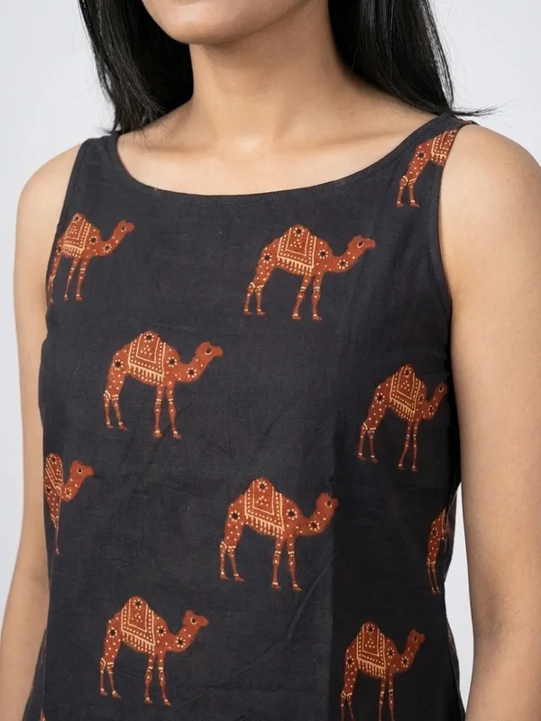Black_Sanganeri_Camel_Print_Cotton_Tank_Top