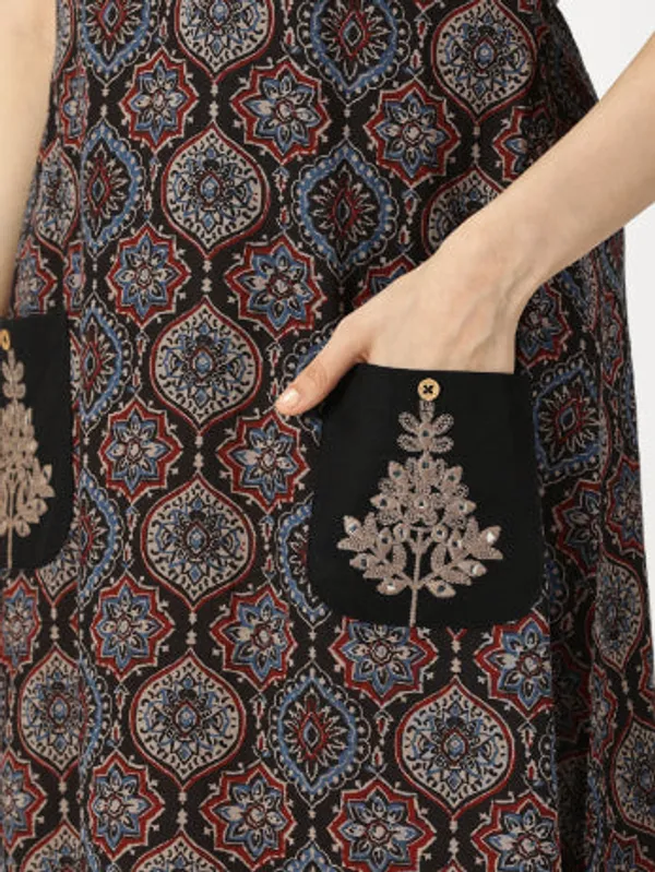 Black_Ethnic_Motifs_Midi_Dress_with_Embroidered_Patch_Pockets_&_Shoulder_Tabs