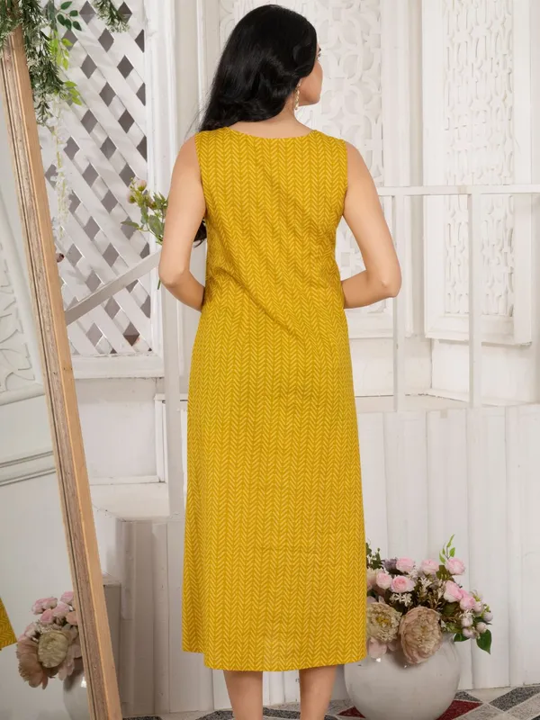 Ochre_Yellow_Cotton_Sleeveless_Dress_with_Front_Pockets
