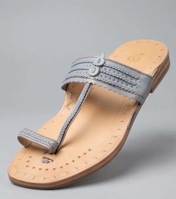 Grey_Textured_Ethnic_Flat_Sandals_for_Woman