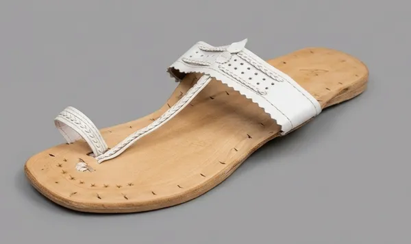 White_Flat_Toe_Loop_Sandals_for_Woman