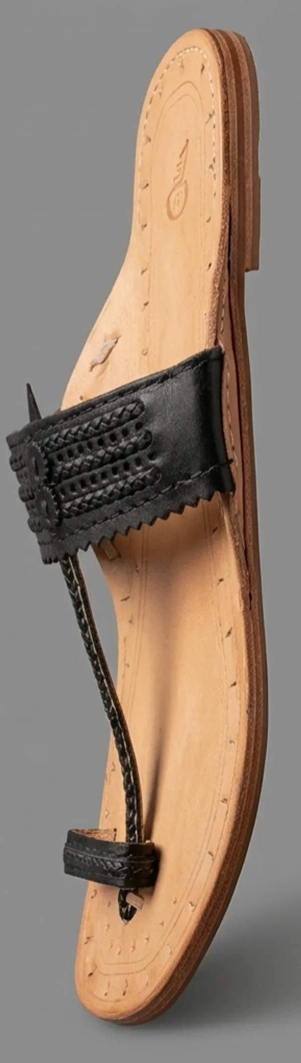 Black_Textured_Ethnic_Sandals_for_Woman