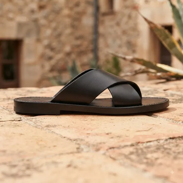 Black_Leather_Cross_Strap_Sandals_For_Woman