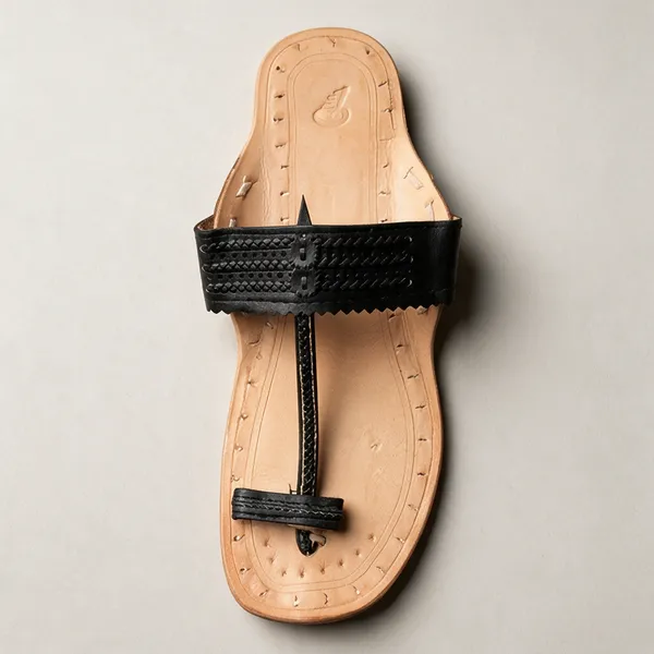 Black_Textured_Ethnic_Sandals__For_Women