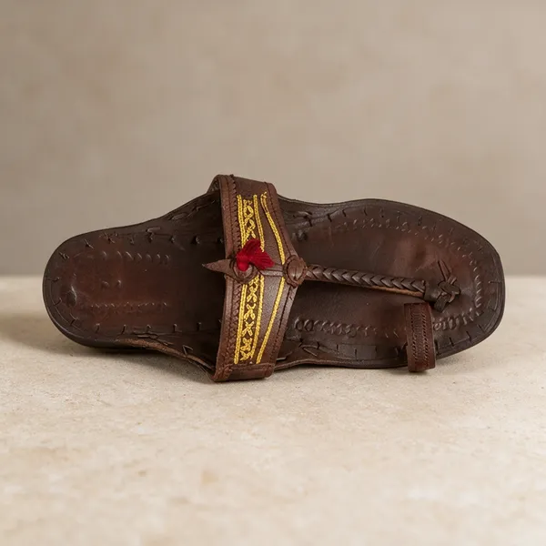 Brown_Leather_Ethnic_Sandals__For_Unisex