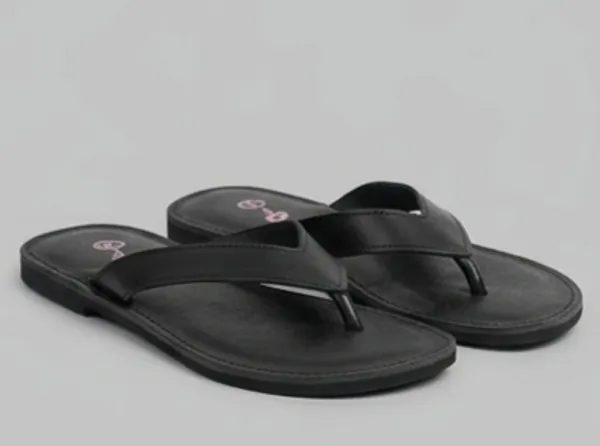 Black_Casual_Flip_Flops_for_Woman