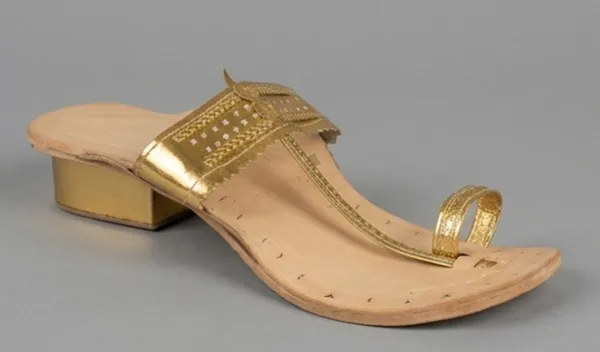Embellished_block_heeled_Sandals_for_Woman