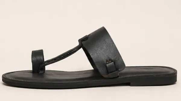 Black_Textured_Flat_Sandals_for_Men