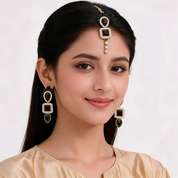 Black_Gold_Alloy_Stone_Studded_Earrings_And_Maang_Tikka_Set