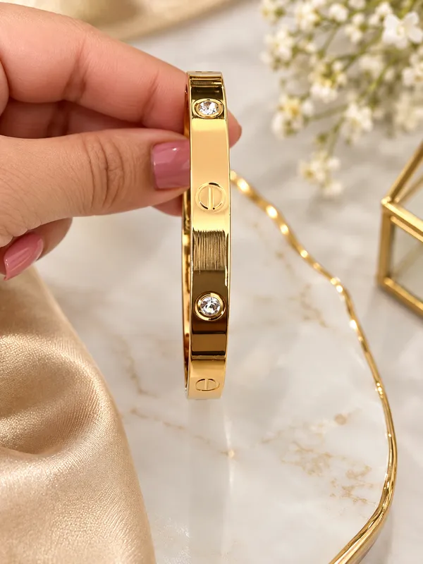 Luxury_Gold_Crystal_Bracelet