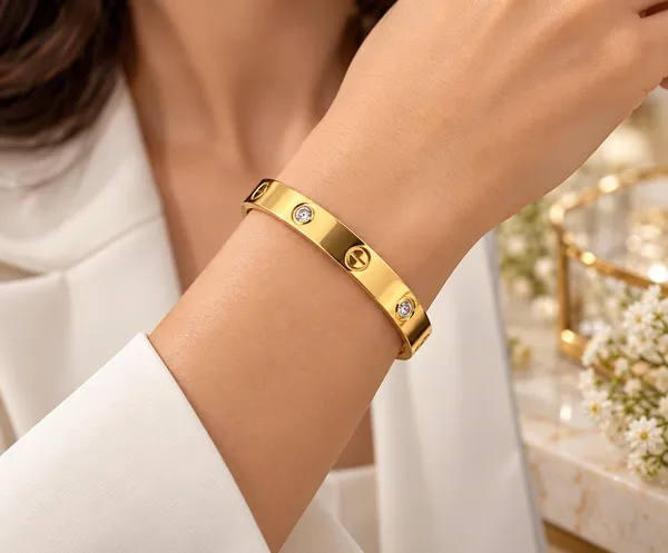 Luxury_Gold_Crystal_Bracelet
