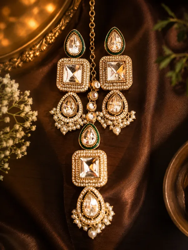 Gold_Alloy_Stone_Pearl_Maang_Tikka_And_Earrings_Set_For_Women