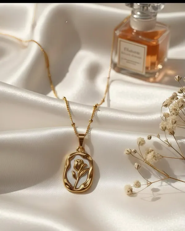 Rose_pendent