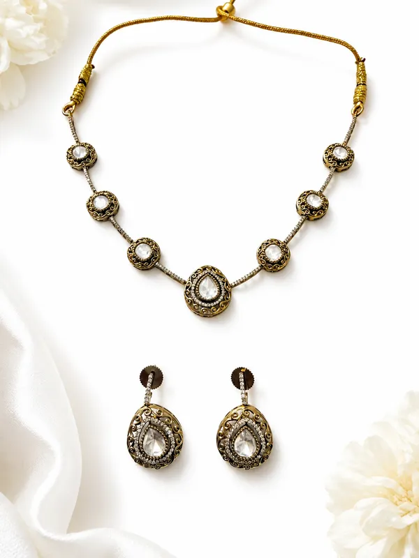 Gold_Ad_Traditional_Necklace_Set_For_Women