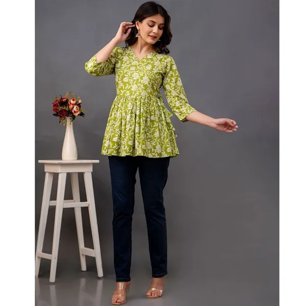 Green_Floral_Print_Peplum_Top_for_Women