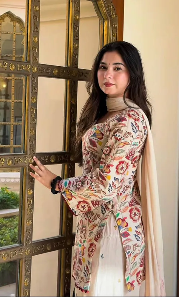 Designer_Heavy_Cotton_Kurta_Set_For_Women_With_Farshi_Pant