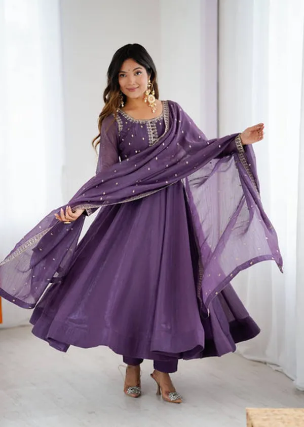 Designer_Pure_Crunchy_Silk_Anarkali_Gown_Set_With_Dupatta_Wedding_Wear