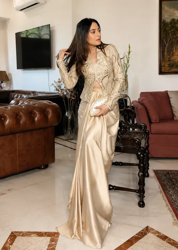 Royal_Indo_Western_Zareen_Jacket_With_Skirt_For_Wedding_Festive_Wear