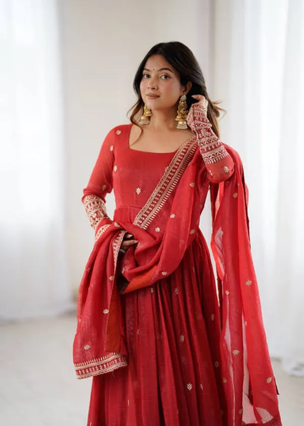 Fully_Flared_Rust_Anarkali_Gown_In_Pure_Crunchy_Silk_Party_Wedding_Wear