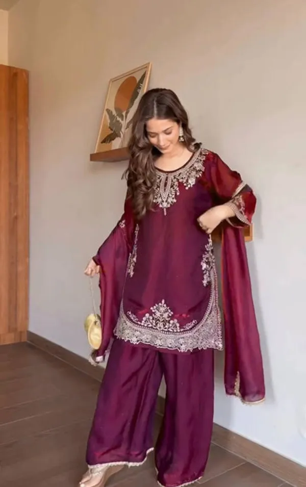 Elegant_Fendy_Silk_Sharara_Set_With_Sequin_Embroidery
