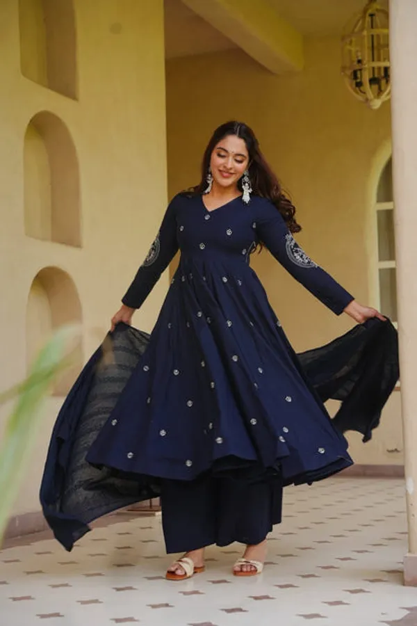 Women'S_Heavy_Roman_Silk_Embroidered_Anarkali_Suit_Set_With_Palazzo_Dupatta