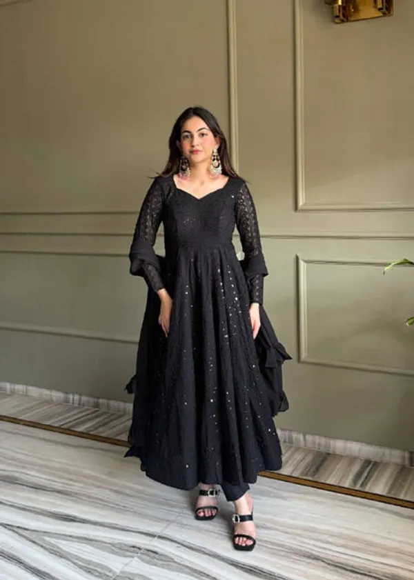 Heavy_Fox_Georgette_Lucknowi_Embroidered_Anarkali_Gown_Set_With_Dupatta