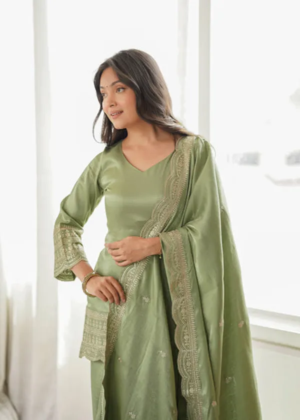 Glass_Roman_Silk_Embroidered_Farshi_Salwar_Suit_Set_With_Dupatta_For_Women