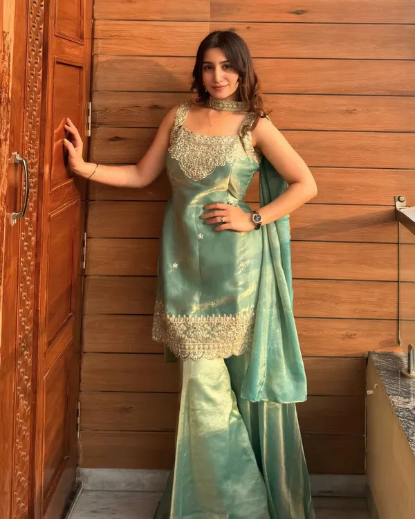 Amrapali_Trend_Mint_Green_Fendy_Silk_Sharara_Set_For_Women_With_Embroidery_Sequin_Mirror_Work_Choker_Dupatta
